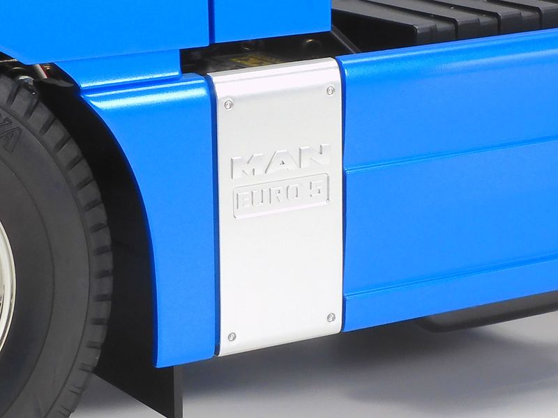 Tamiya 56370 1/14 MAN TGX 26.540 6x4 XLX Light Blue Semi Kit 